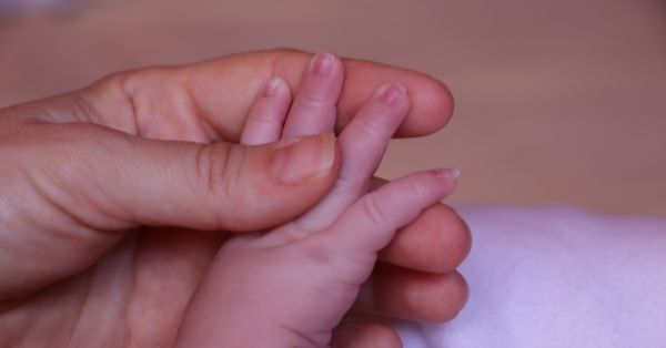 toddler won't let me cut nails