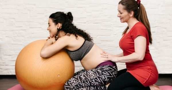 can you crack your back while pregnant