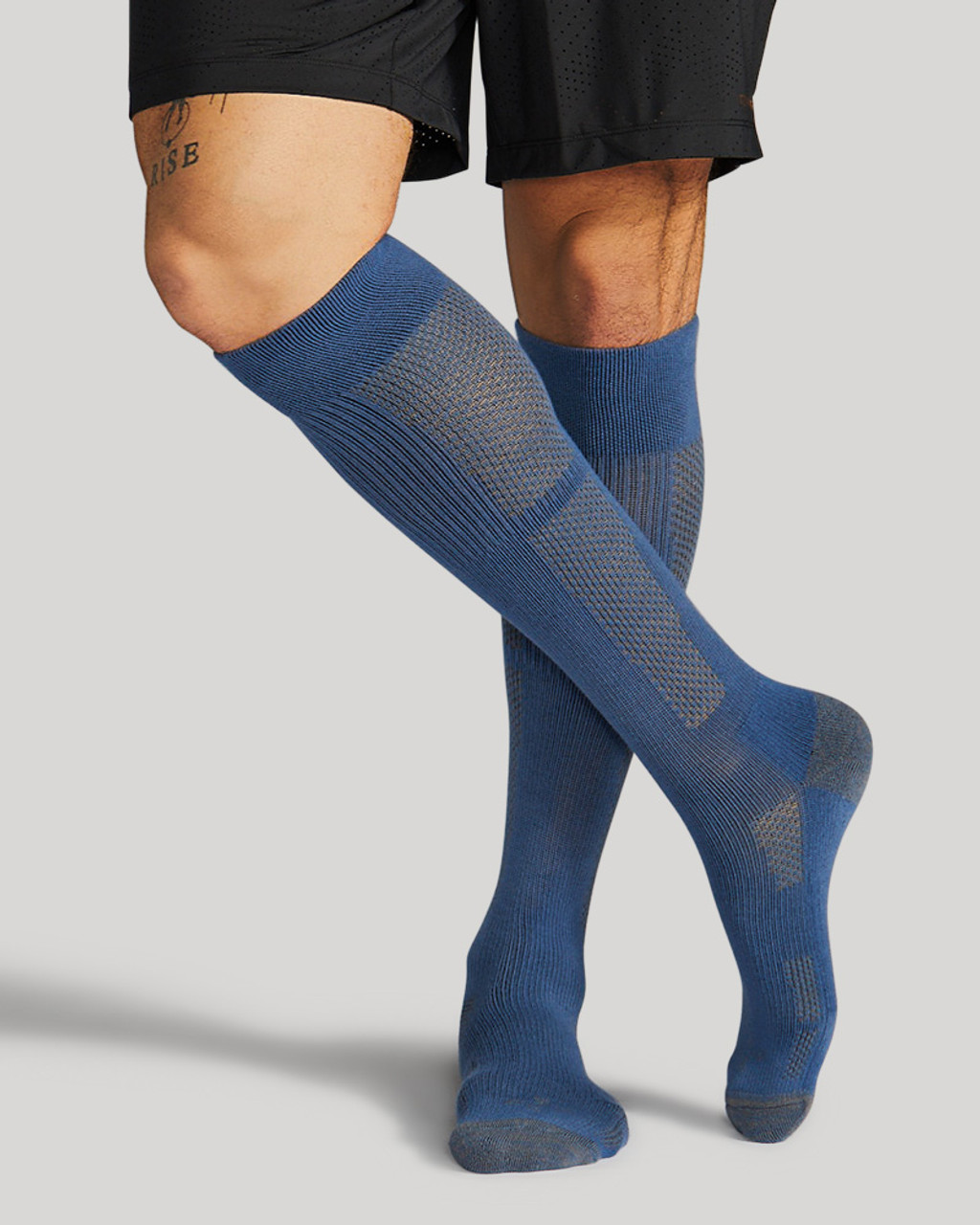 Are Compression Socks Dangerous? | Comfort vs. Risk